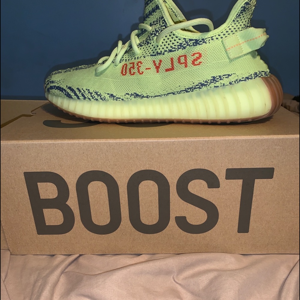 Yeezy Boost 350 V2